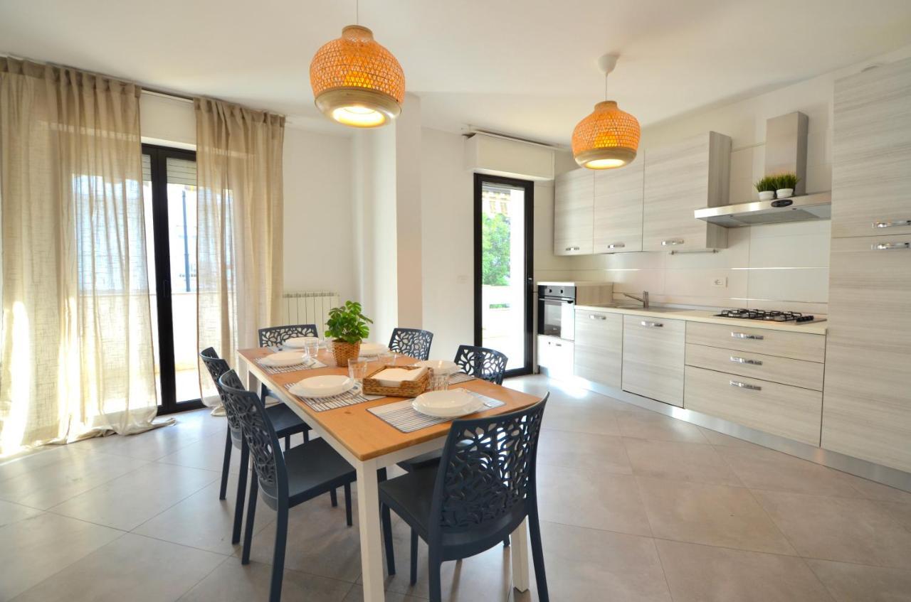 Tramonti Apartments เปสการา ภายนอก รูปภาพ
